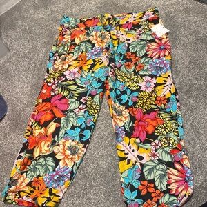 O’Neill brand new with tags bright colourful “jiggy pant” capris length